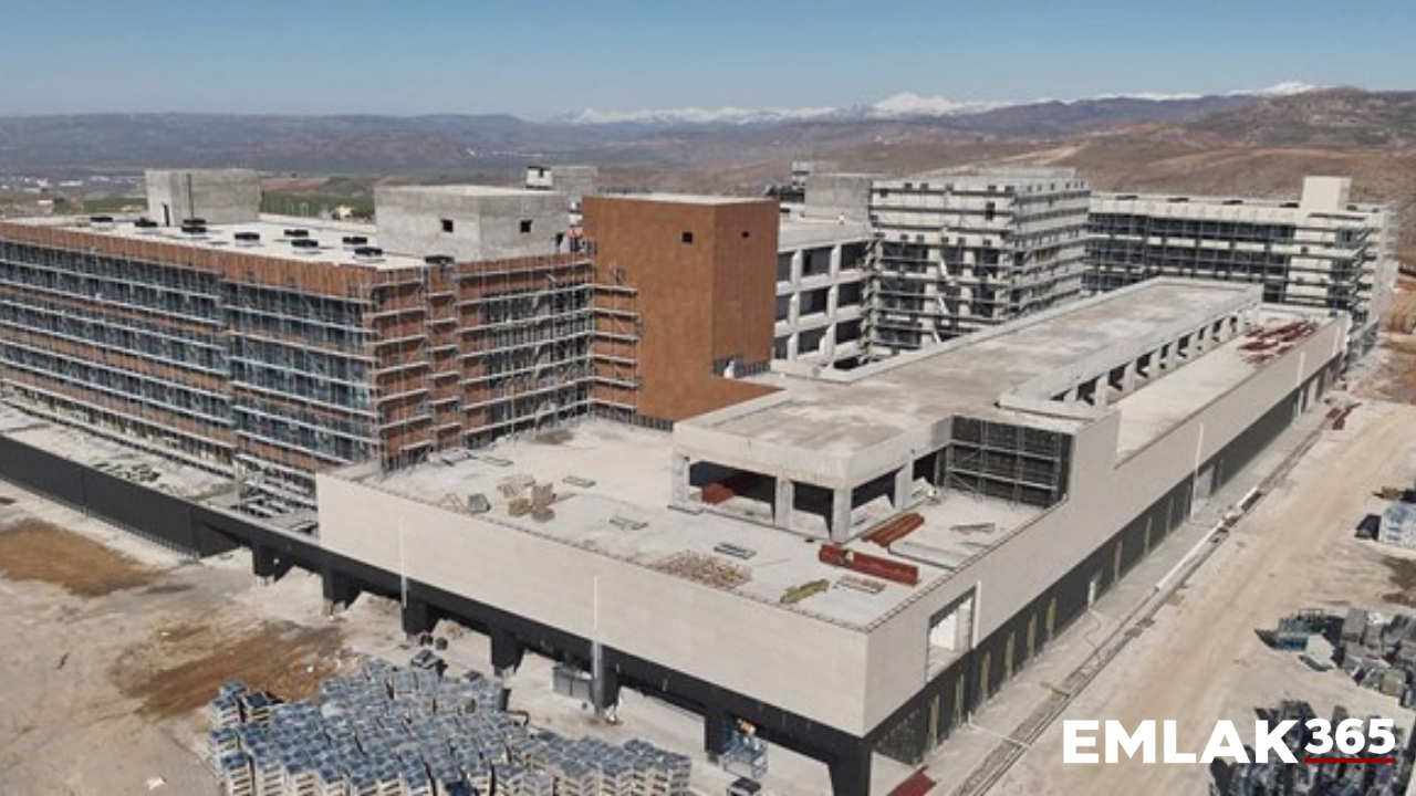 Siirt'teki 400 Yataklı akıllı hastane inşaatında sona gelindi