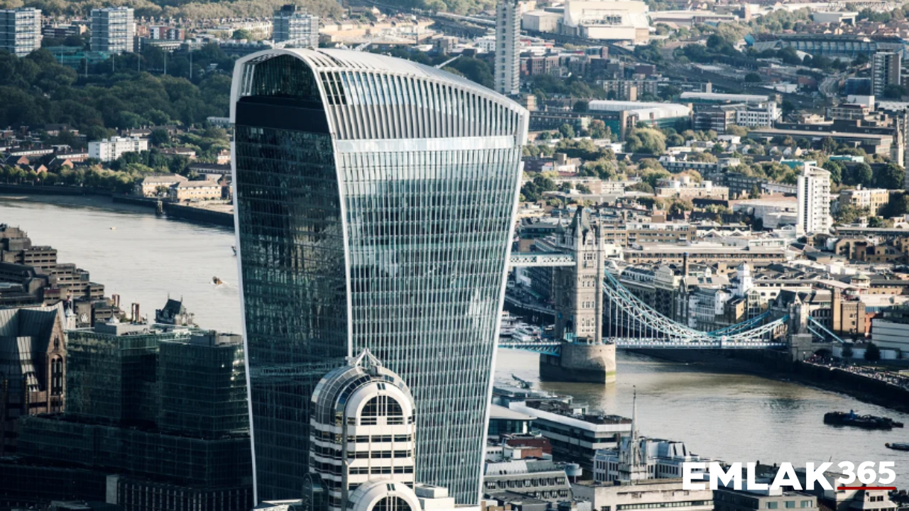 Mimari kabus şehri yaktı: Londra'nın yakan gökdeleni!