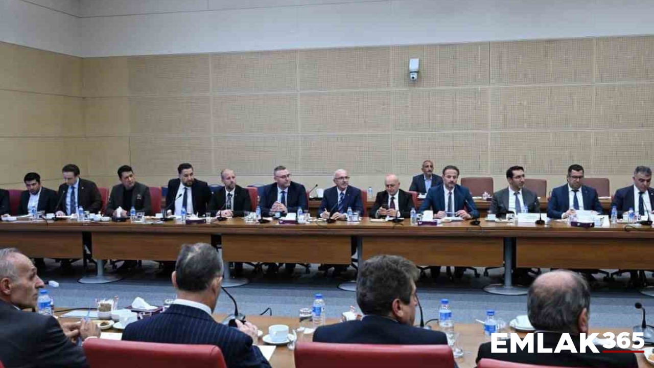 İnşaat sektörünün geleceği Ankara’da ele alındı