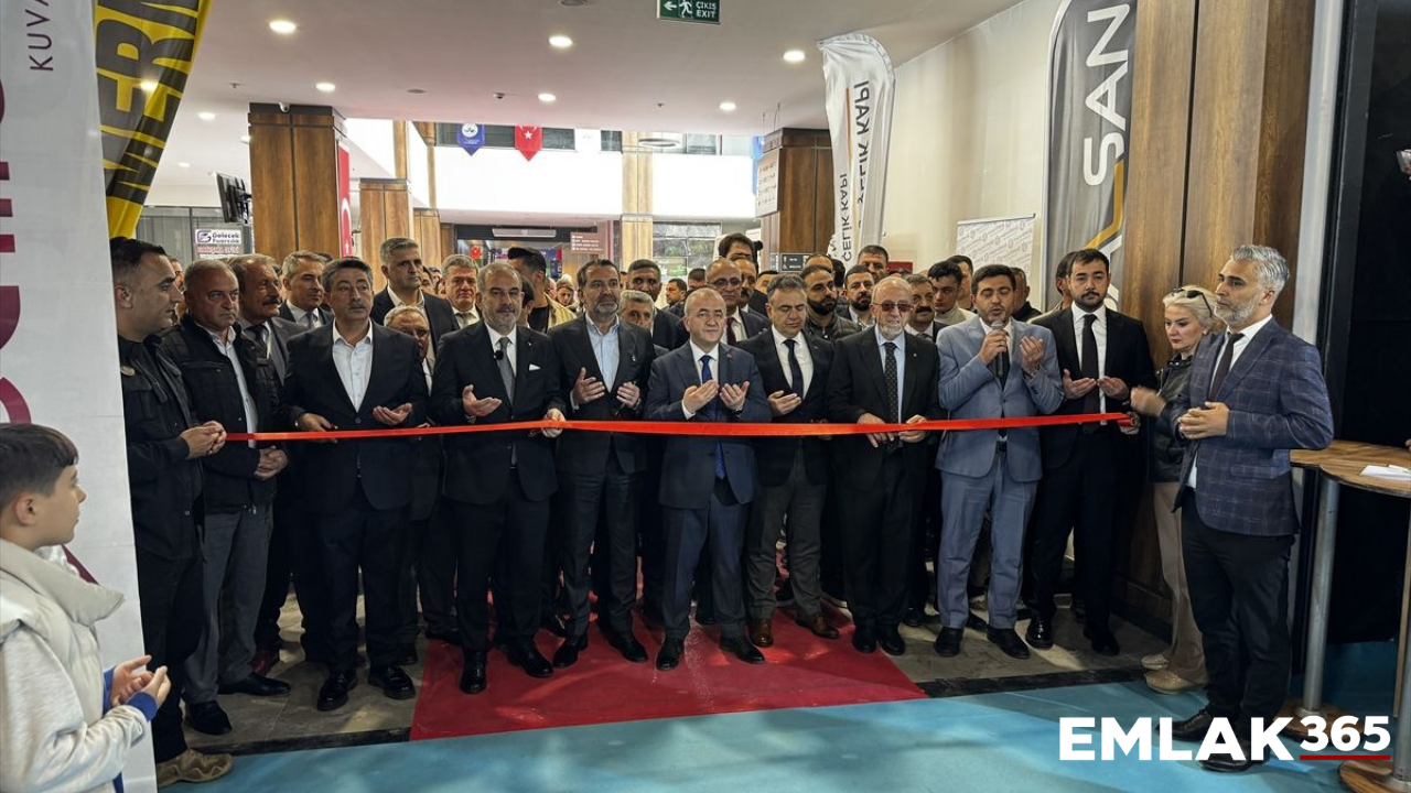 Elazığ'da sektörel buluşma: 2. İnşaat Fuarı kapılarını açtı!