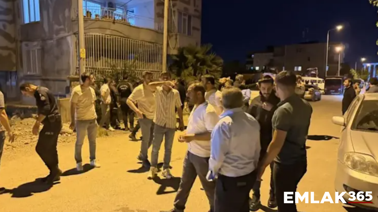 Ev sahibi-kiracı kavgasında bıçak ve sopalar havada uçuştu