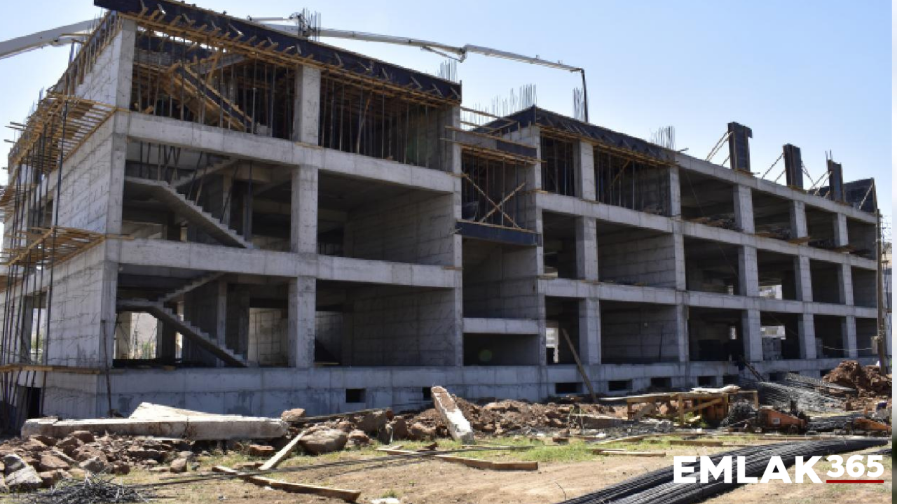 İnşaatta dengeler değişti: Arsa değil işçilik maliyeti belirleyici oluyor