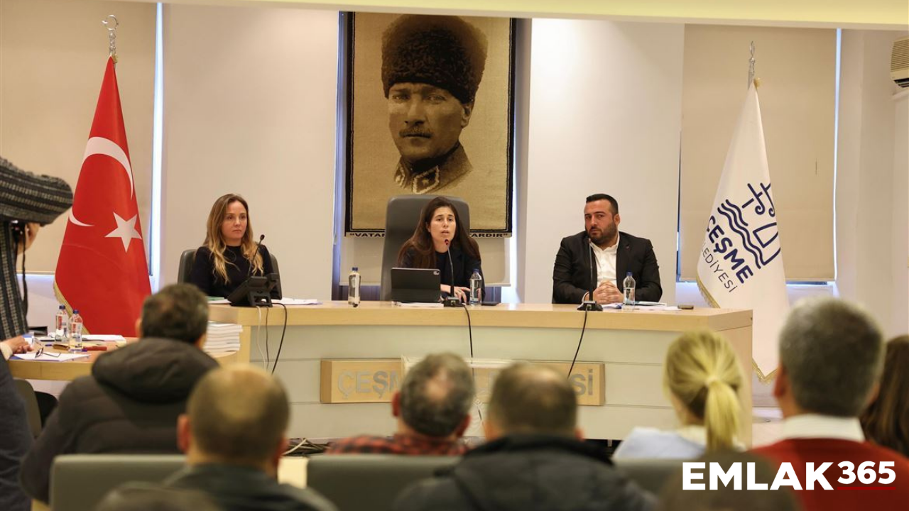 Çeşme'de yaz sezonu kararı: İnşaatlar 15 Haziran'da duracak