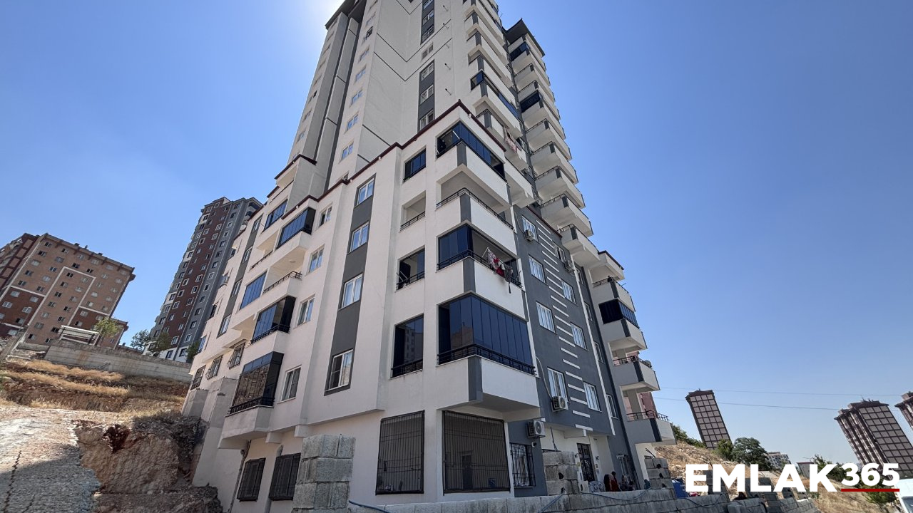 56 daire tek elektrik faturası ödüyor: 6 yıllık binada mağduriyet bitmedi