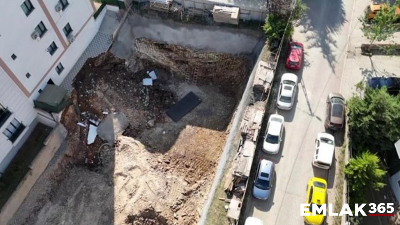 Çekmeköy’de istinat duvarı çöktü! 5 katlı bina boşaltıldı