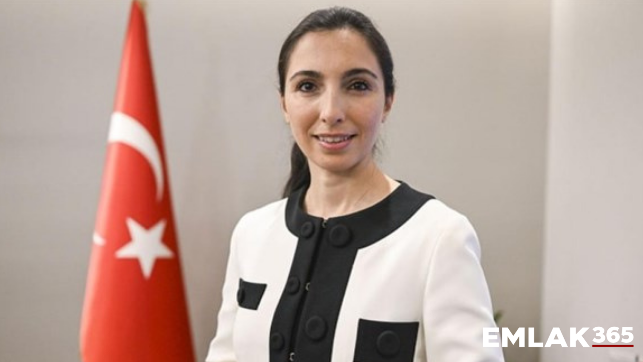 Eski Merkez Bankası Başkanı Hafize Gaye Erkan Bodrum’da komşularıyla adliyelik oldu