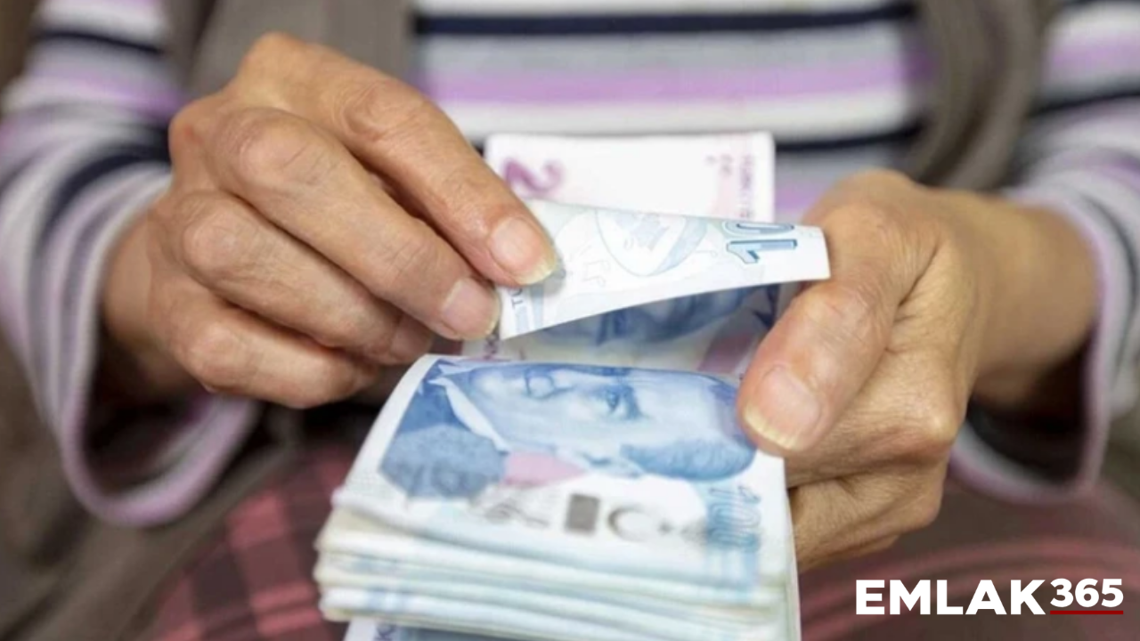 Emeklilere belediye desteği 4 bin TL'ye yükseltildi