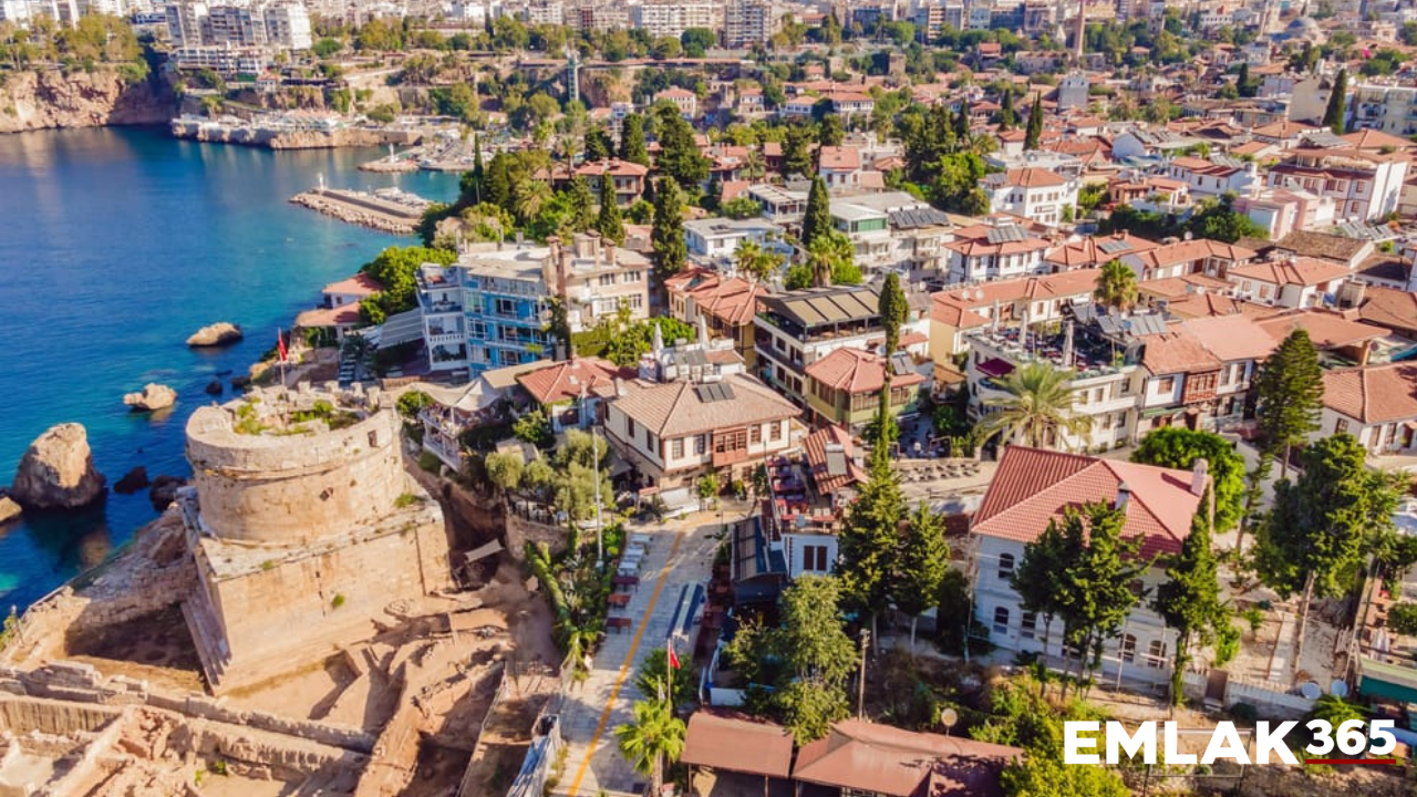 Antalya’da turizm uzadı, çalışanların konut ihtiyacı büyüdü