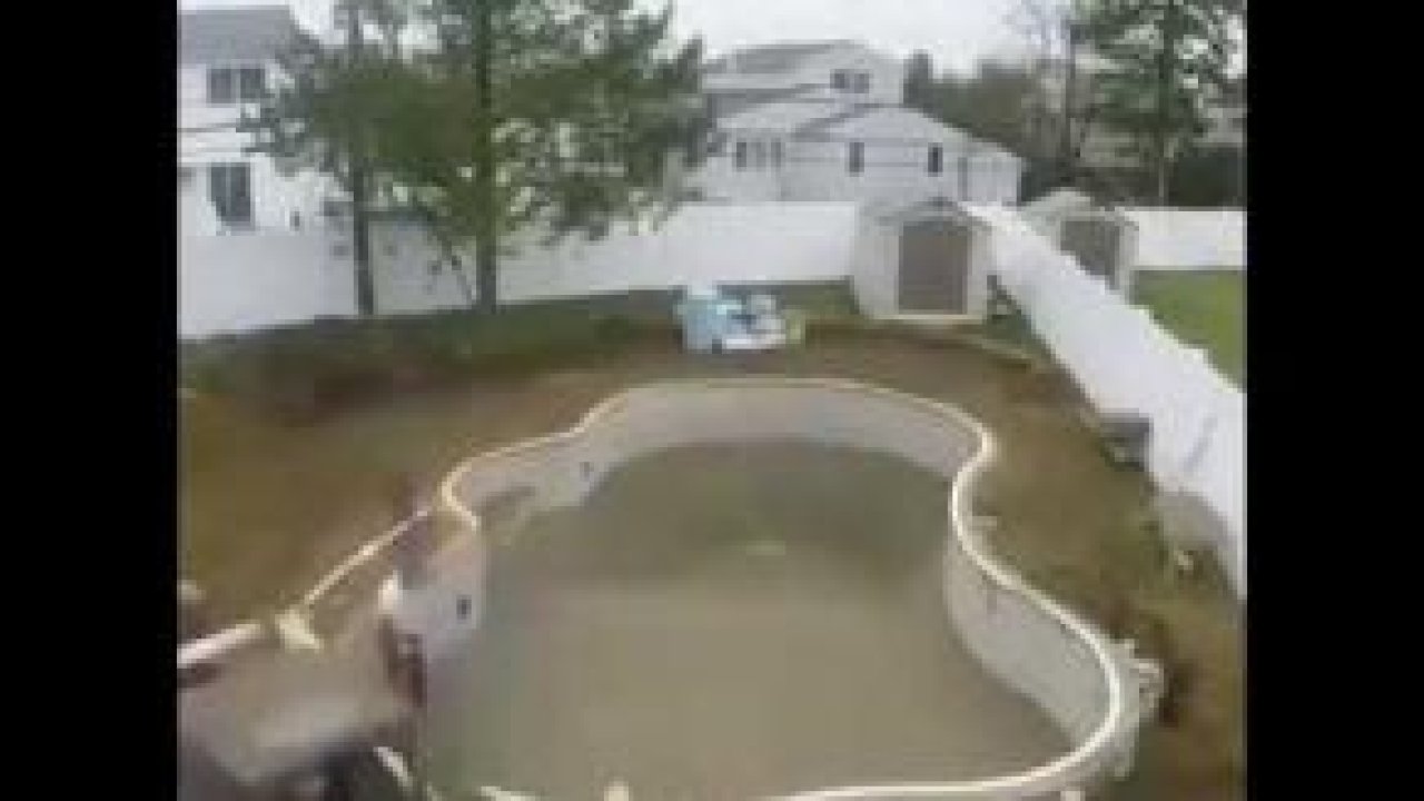 Bahçeye Havuz Yapımı (Hızlandırılmış Şekilde)