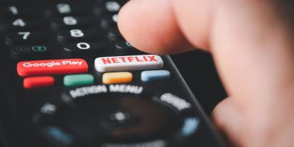 Netflix'in Türkiye karşıtı dizisine büyük tepki gösteriliyor