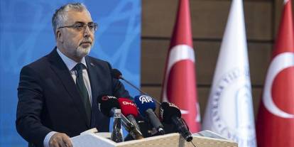 Bakan Işıkhan müjdeledi! Doğum izinleri artıyor