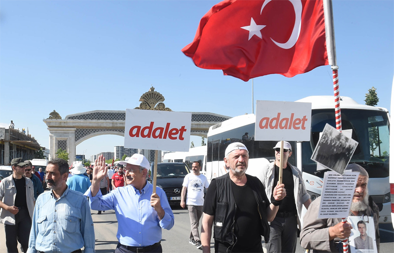 Kemal Kılıçdaroğlu 5 Kilo Verdi İddiasına Yanıt Verdi