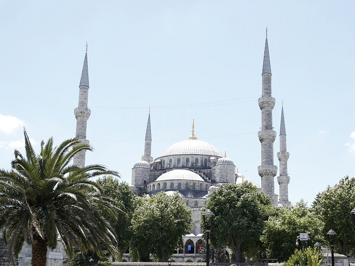 400 Yıllık Osmanlı Yadigarı Sultanahmet Camii 'nin Restorasyonu için İmzalar Atıldı.