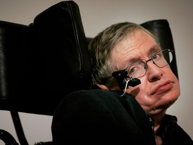 Dünyaca Ünlü Dahi Stephen Hawking Hayatını Kaybetti