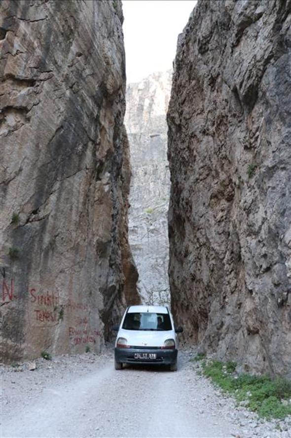 Yapımı 132 Yıl Süren Dünyanın En Zorlu Yolu Türkiye'de