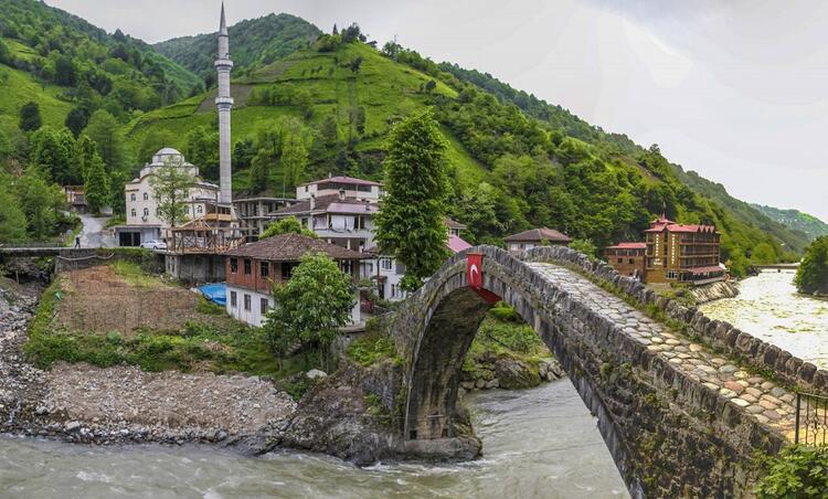 Türkiye'de Sonbaharda Ucuz Fiyata Sakin Bir Tatil Yapılabilecek Cennet Köşeleri!