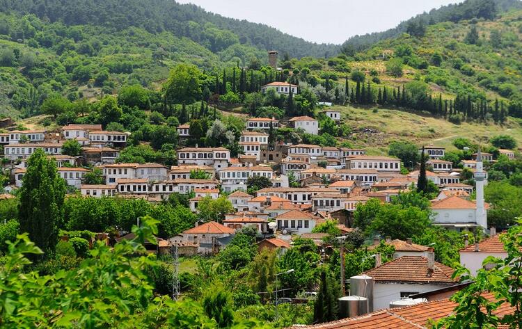 Türkiye'de Sonbaharda Ucuz Fiyata Sakin Bir Tatil Yapılabilecek Cennet Köşeleri!