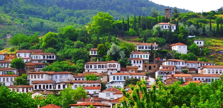 Ekim Ayında Nerede Tatil Yapılır? Ekim Ayı Sıcak Tatil Fırsatları Önerisi! Ekim'de Tatile Nereye Gidilir?