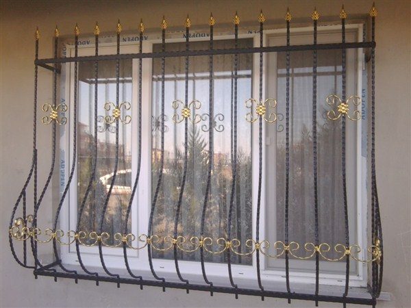 Cam Balkon ve Demir Parmaklık İçin Açıklama Geldi! Yasal Mı, Yaptırmak İçin İzin Gerekir Mi, Yasak Mı?
