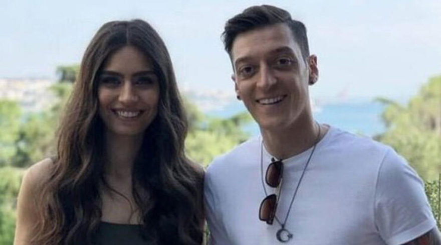 Mesut Özil ve Amine Gülşe Televizyon Starlarına Komşu Oluyor