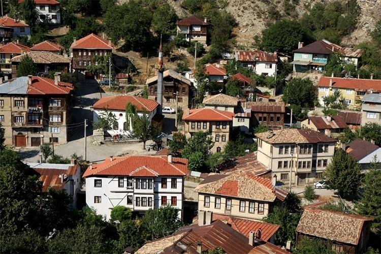 Gezi Önerileri:Tarihi Dokusuyla Mudurnu Evleri