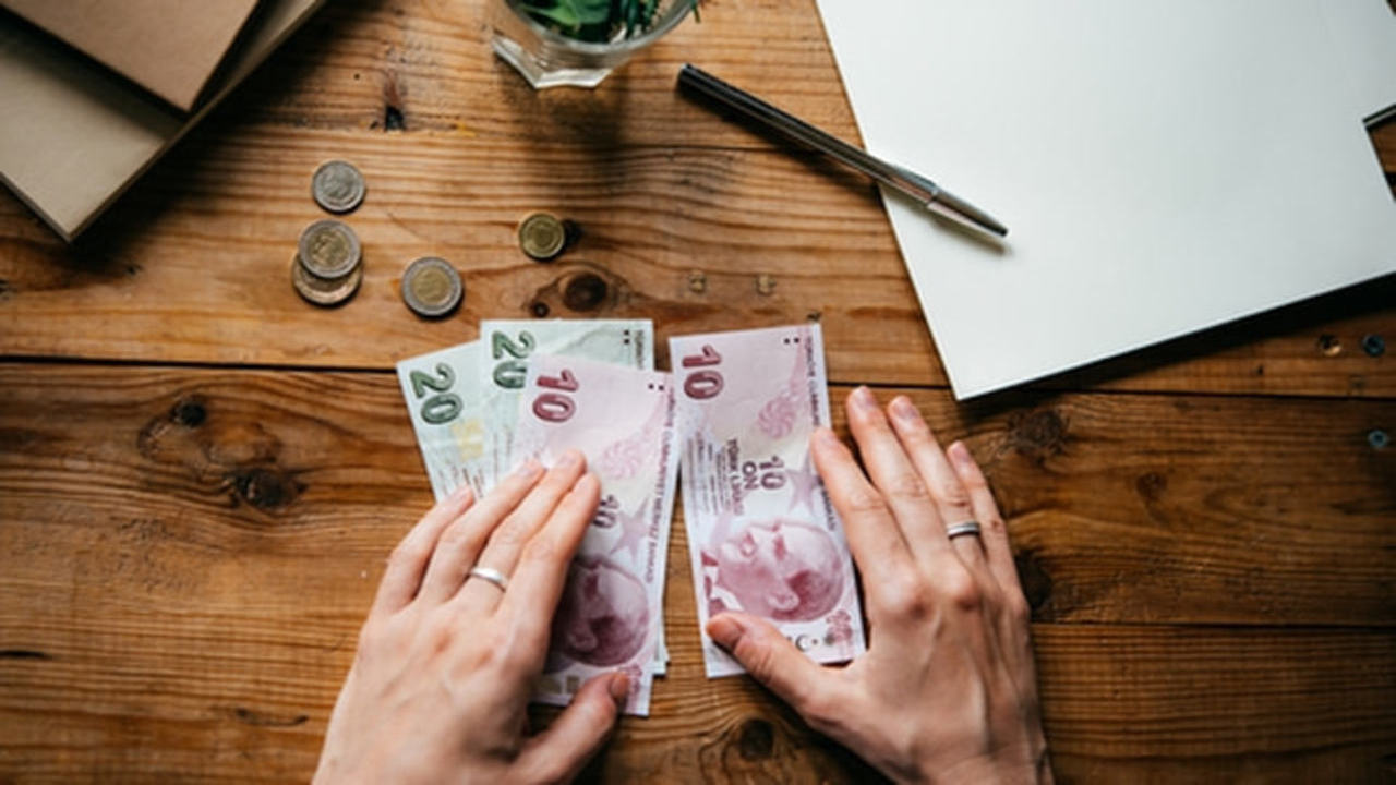 Nakit Sıkıntısı Çekenler Üzülmesin! Garanti Bankası Belgesiz, Kefilsiz Anında Kredi Kampanyasını Duyurdu