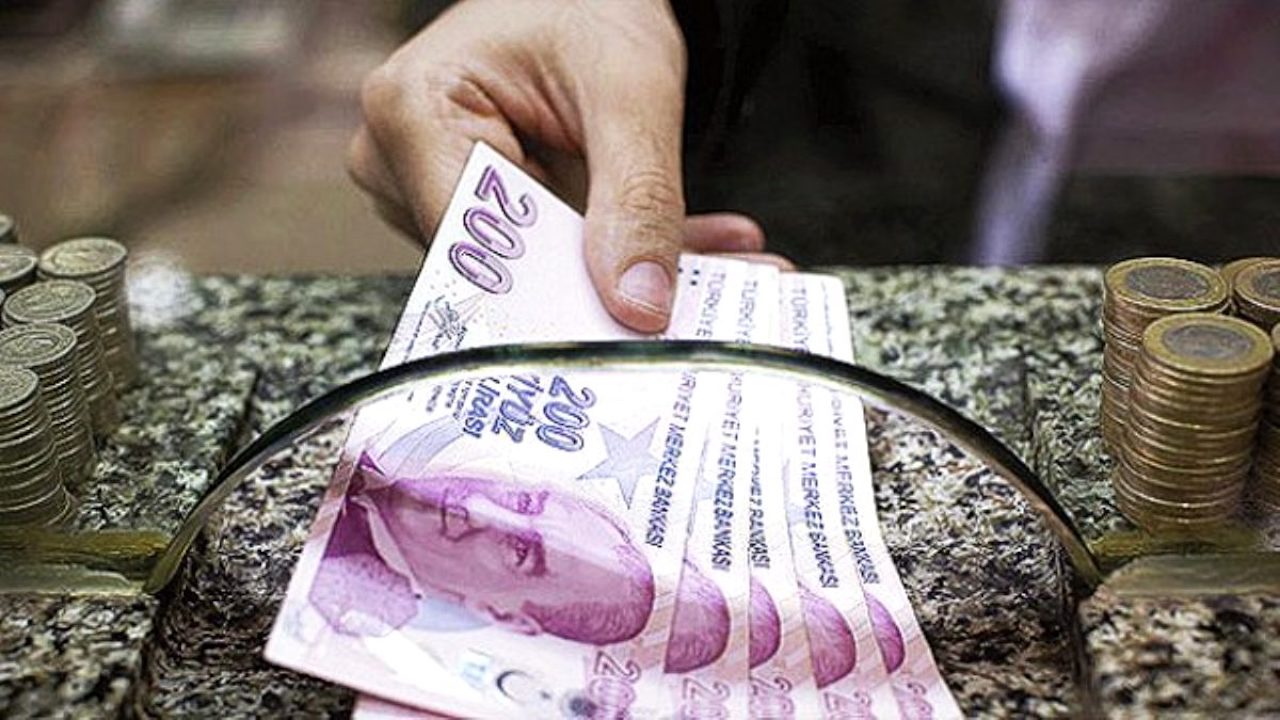 İş Bankası Sorgulamadan Herkese 10 Bin Lira Kredi Veriyor! Başvurduktan Sonra Hemen ATM'den Alabilirsiniz