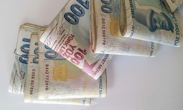 İş Bankası Tehlikeyi Gördü Kampanyayı Başlattı! Borcu Olanlara 50.000 TL
