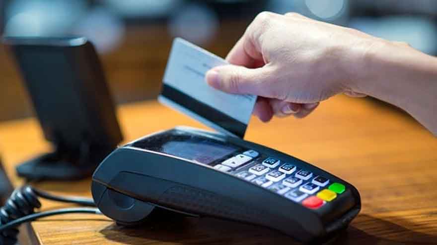 Üniversitelilere Özel 2.500 TL Kredi Kartı! Kefil Yok, Teminat Yok, Başvuran Alıyor