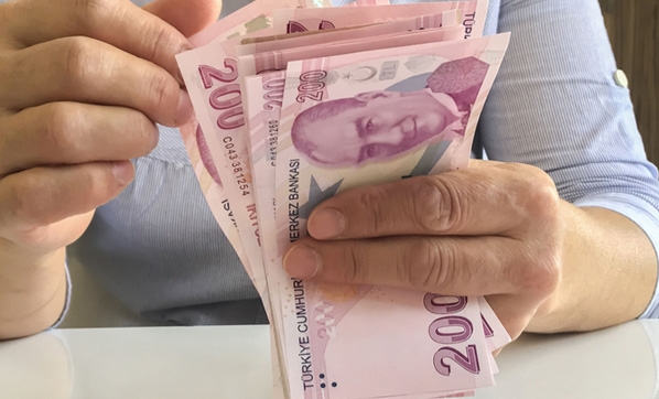 Emeklilere Yılın 3. Bayramı! 530 TL Zam Formülü Bulundu: 170 TL Maaş Zammı, 360 TL İntibak