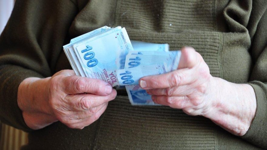 Yapı Kredi Emekliler İçin Nakit Ödeme Müjdesi Verdi ! Emekli Müşterilere 1.750 TL Ödeme İçin Son Günler
