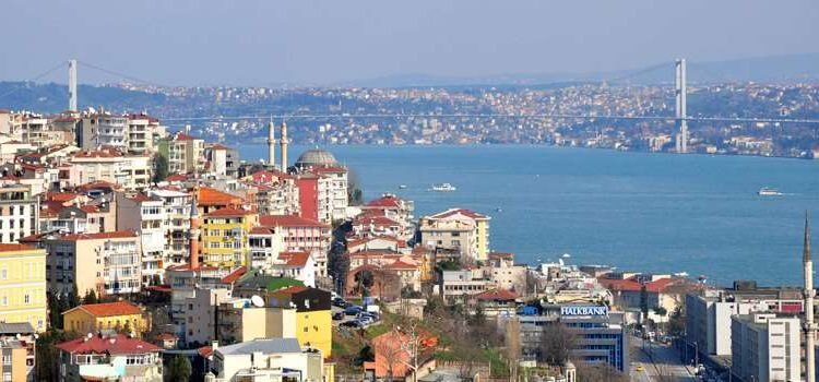 2022 Tahminleri Geldi! İstanbul'da Konut Fiyatları Yükselecek Mi?