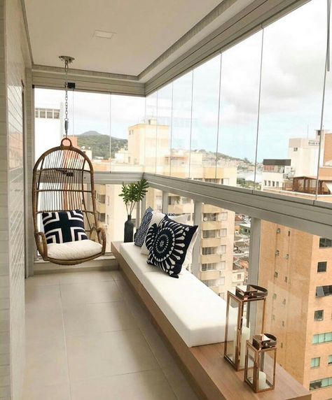 Kışında Balkon Keyfi Yapmak İsteyenlere Mini Kış Bahçesi Önerileri!