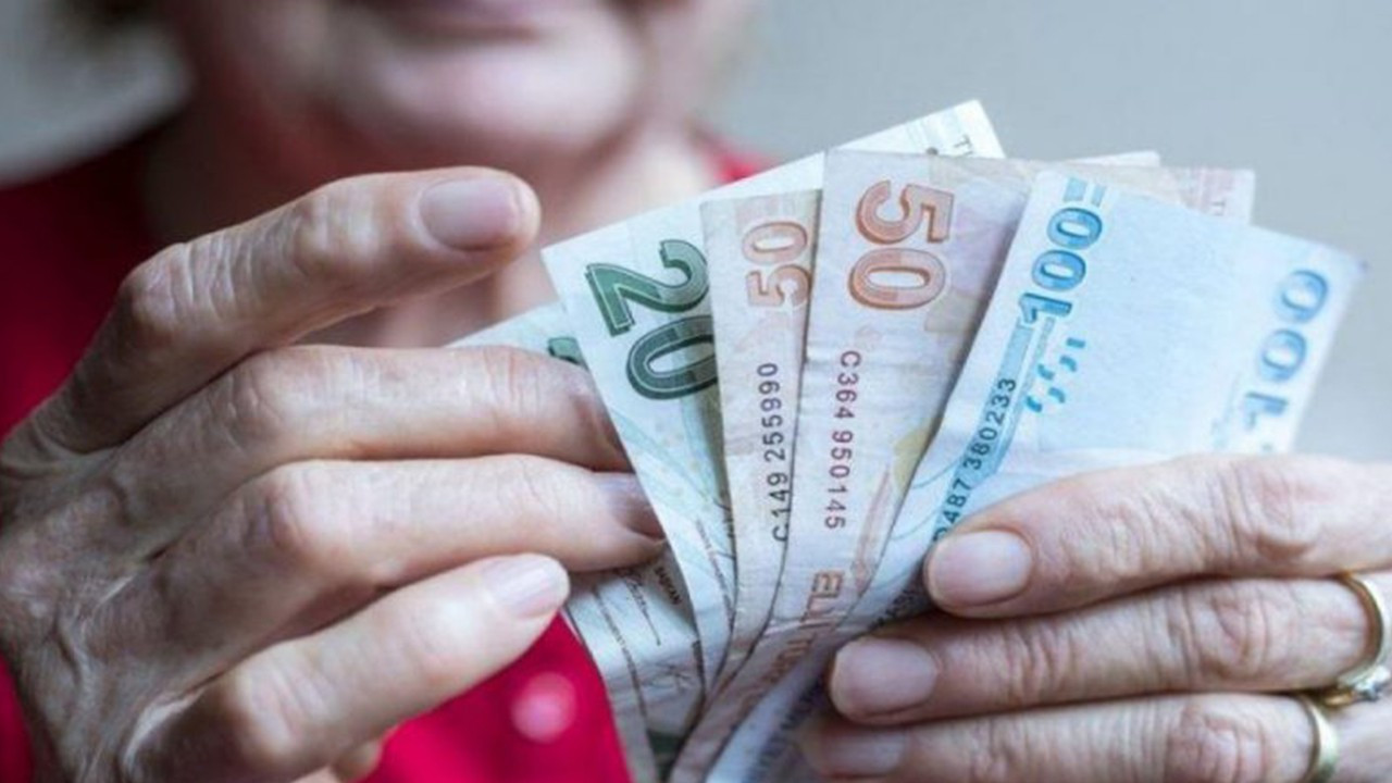 Emeklilere Geri Ödemesiz 750 TL Nakit Müjdesi! Başvurular Başladı, Son Gün 31 Aralık