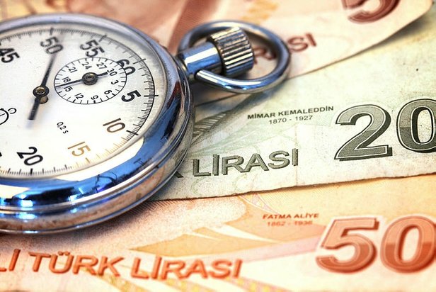 Ünlü Ekonomi Profesörü Kozanoğlu Açıkladı: Bankaların Faiz Oranları Düşürecek Mi, 2022'de Kredi Faizleri Düşecek Mi?