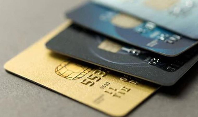 Kredi Kartı Olanlar İçin Son  Gün 31 Aralık! Bankalar Uyardı, Hemen Kontrol Edin, Paranız Havaya Uçabilir
