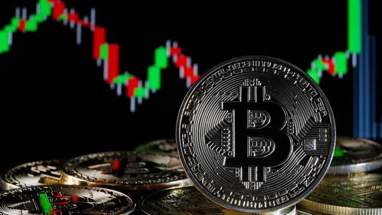 Uzmanlar Bitcoin Fiyatları Hakkında Şok Tahminlerde Bulundular! Bitcoin Yeniden Dibi Boyluyor mu?