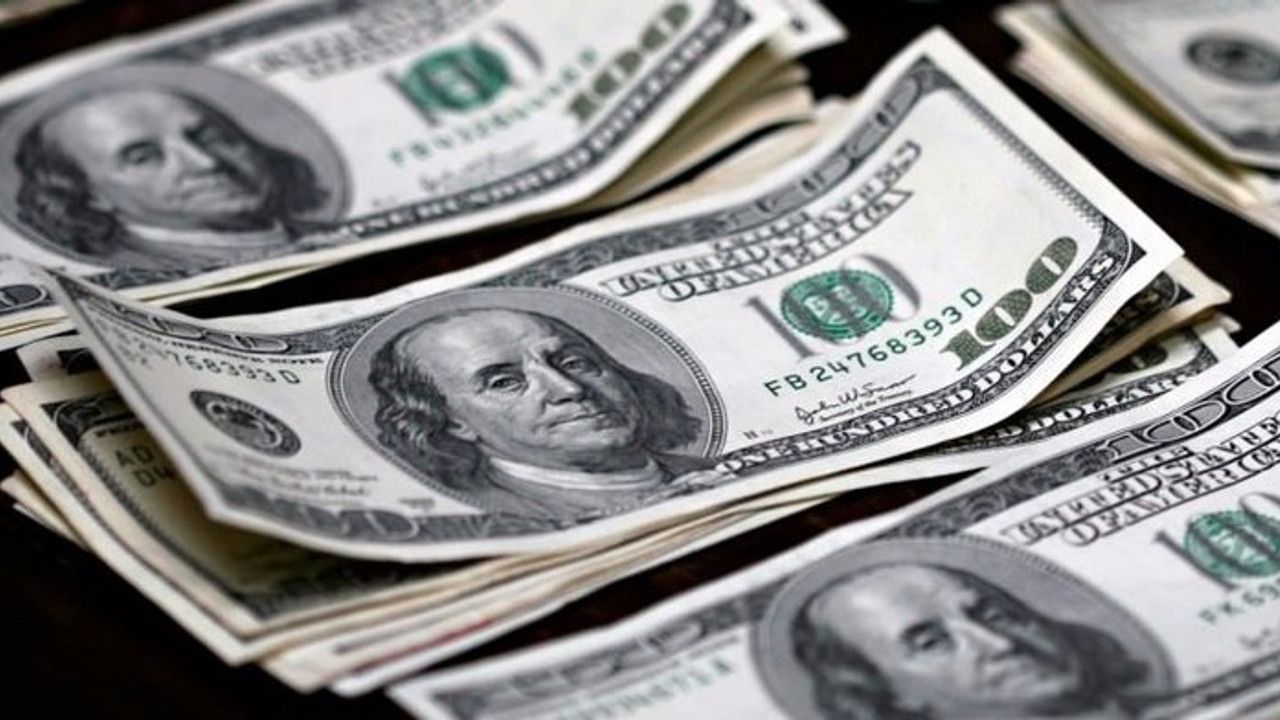 Commerzbank Açıkladı: 3 Ay Sonra Dolar Ne Olur? 2022 ve 2023 Yıl Sonu Dolar Tahmini Beklentisi Akılları Baştan Alacak!