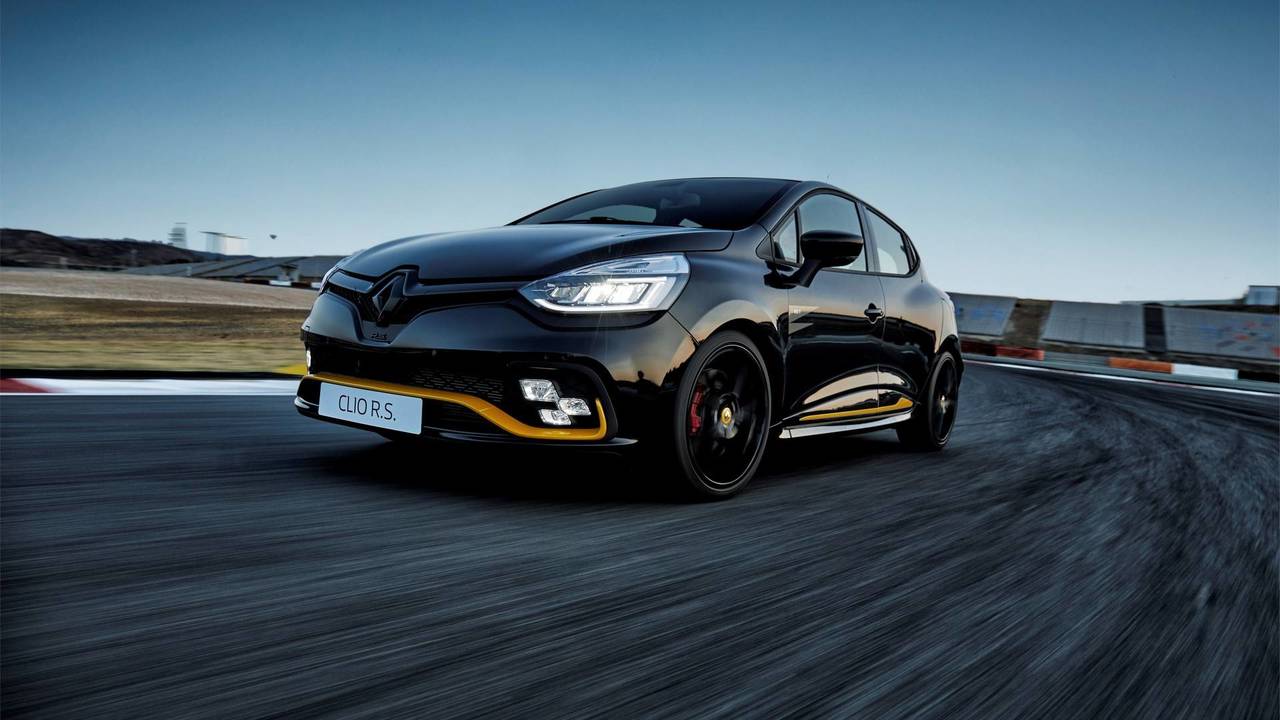 Renault Otomobil Fiyatlarını Güncelledi! Aralık 2021 Yeni Clio, Yeni Taliant, Megane Sedan Fiyat Listesi!