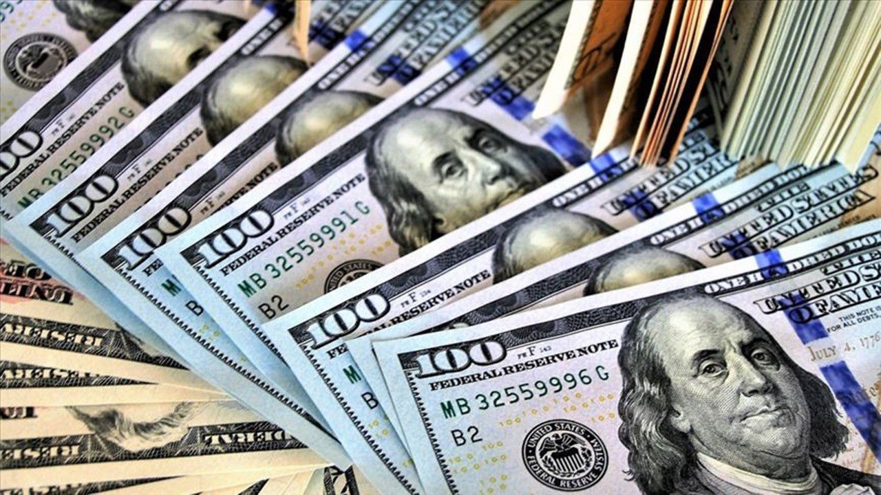 Hazine Ve Maliye Bakanlığını Enflasyon Konusunda Uyaran Evren Devrim Zelyut 2022 İçin Dolar Kuru Tahminini Açıkladı!