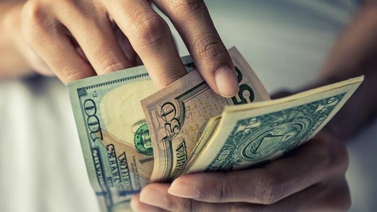 Suskunluğunu FED'le Bozdu! Selçuk Geçer Dolar Tahmininde Bugün 13 Liraya, Yarın 15, Öbür Gün 25'e Alıştıracaklar Dedi