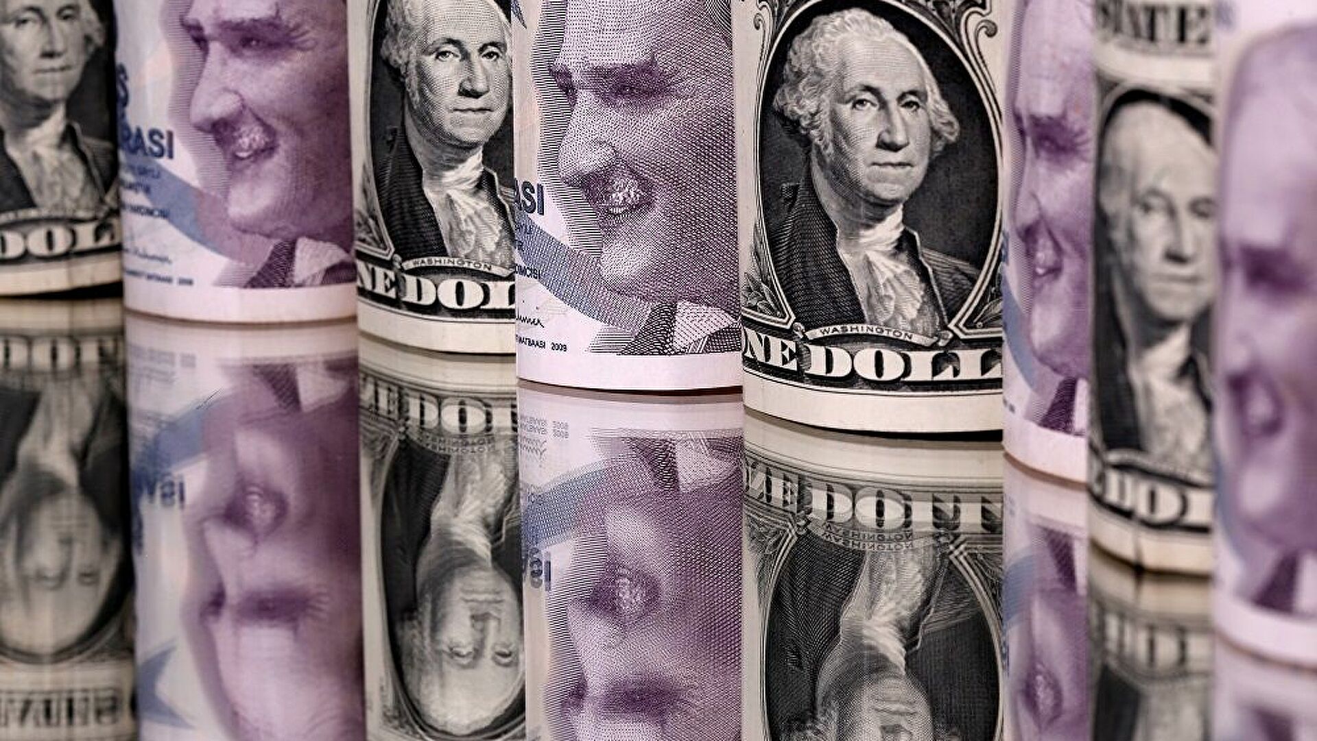 Suskunluğunu FED'le Bozdu! Selçuk Geçer Dolar Tahmininde Bugün 13 Liraya, Yarın 15, Öbür Gün 25'e Alıştıracaklar Dedi