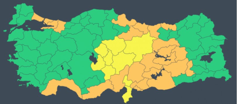 Meteoroloji Peş Peşe Uyarılar Yayımladı, 33 İlde Alarm Verildi: Yoğun Kar Yağışı, Don, Buzlanma Uyarısı Yapılan İller!