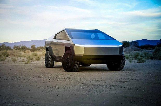 Elon Musk Duyurdu: Cybertruck Ne Zaman Satışa Çıkacak?