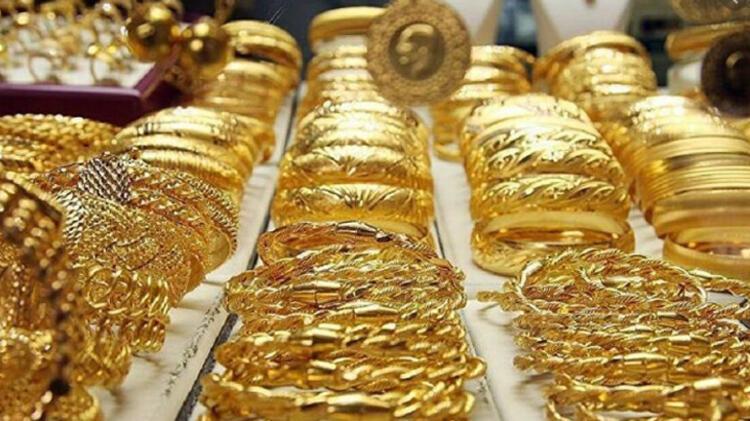 Almak için Sırada Olanlara İslam Memiş'ten Sevindiren Altın Yorumu Satacaklara Kötü Haber