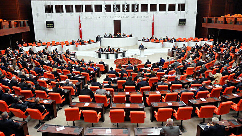 EYT'lilere AK Parti ve MHP Müjdesi! Detayları Sosyal Medya Hesabından Paylaştı