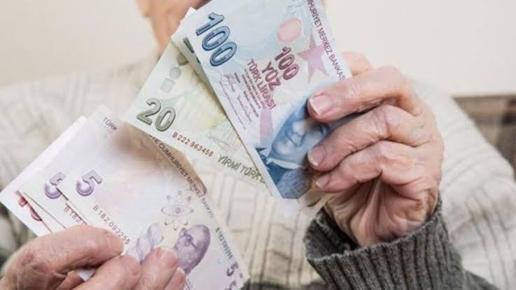 Emeklilere Ramazan Bayramı Öncesi Zamlı İkramiye Jesti İçin Meclis Düğmeye Bastı!