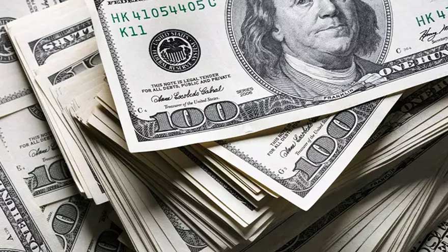 Çözülme ve Yoğun Satış Baskısı Var! Doların Düşeceğini Bilen Ekonomist Bu Sefer 1 TL Düşeceği Tarihi Açıkladı