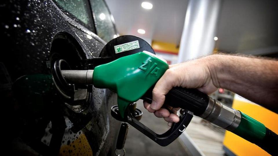 Akaryakıt Fiyatlarını Düşürmek İçin Kritik Zirve! Benzin Ve Motorinde İndirim Sinyali!