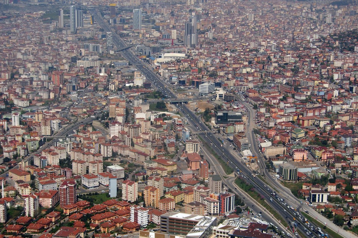 Savaş Bitince Türkiye'ye Rus ve Ukraynalı Akını Olacak! Gayrimenkul Alıp Vatandaşlığa Geçmek İçin Bekliyorlar